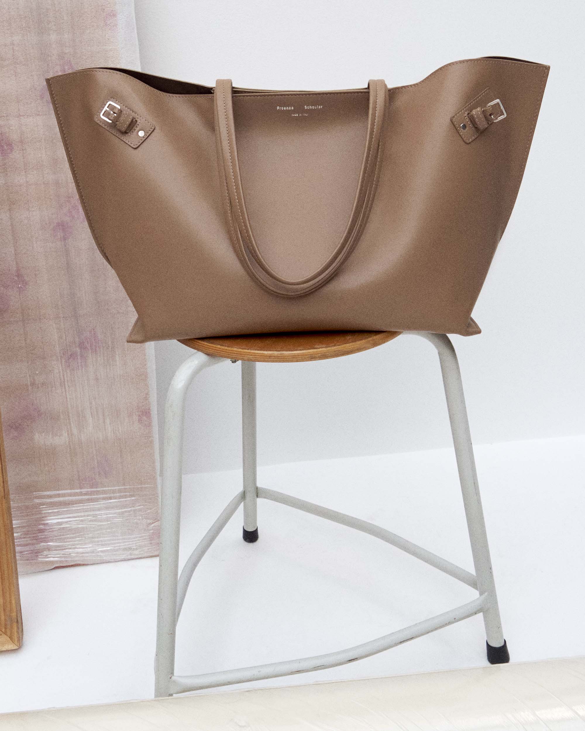 Days Carryall in Smooth Calf