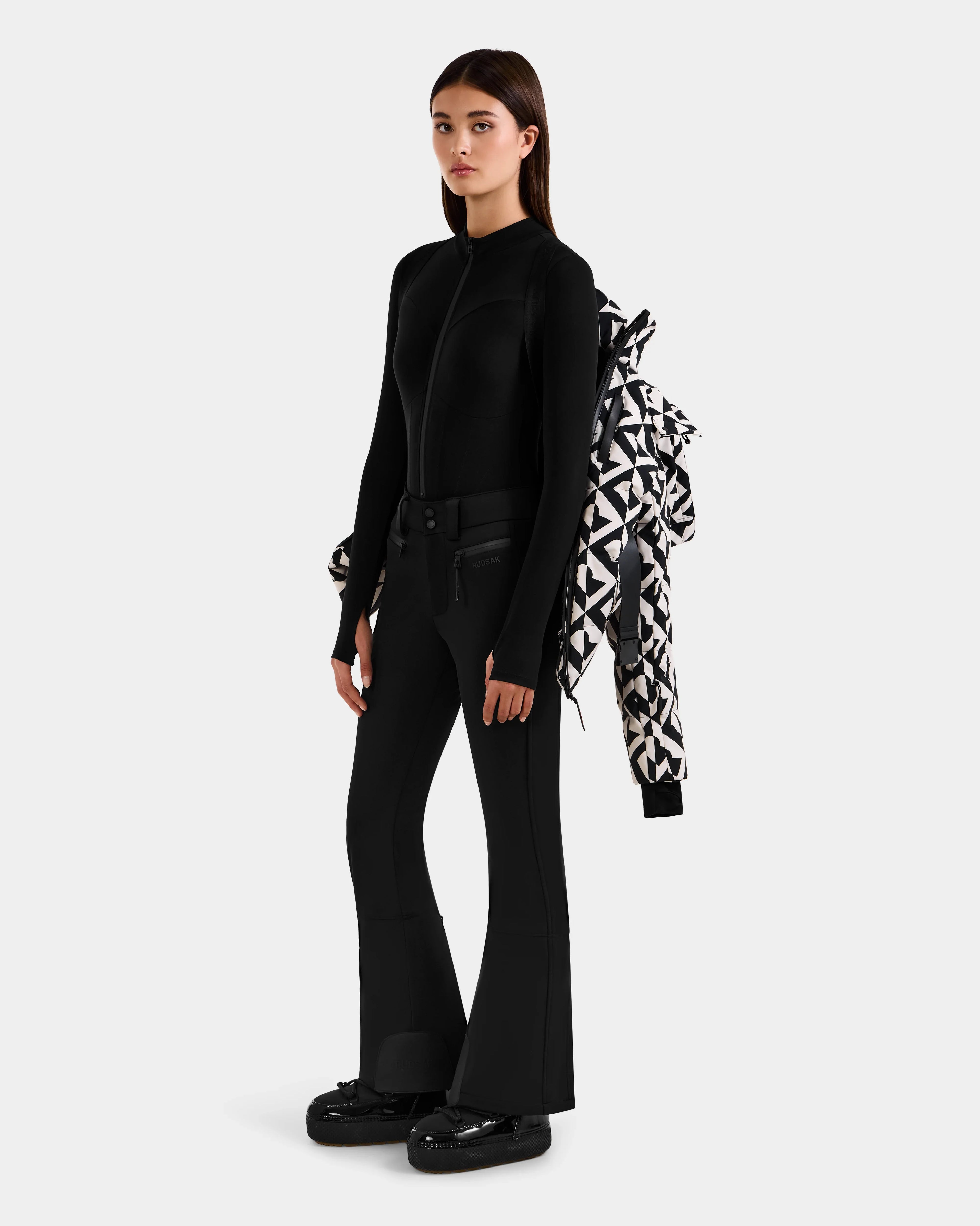 JOANNA P - 8125623 Vanilla Monogram