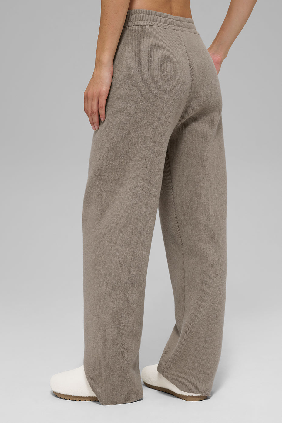 Scholar Straight Leg Sweatpant - Light Cocoa